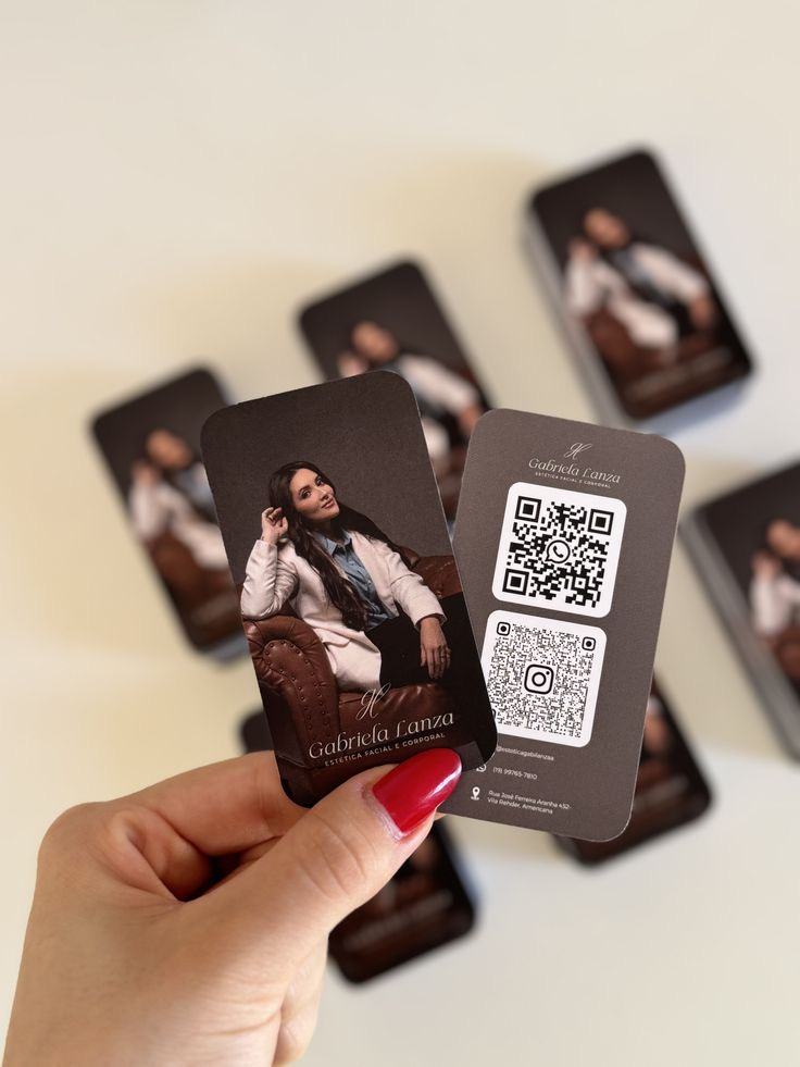 Gabriela Lanza printed business cards